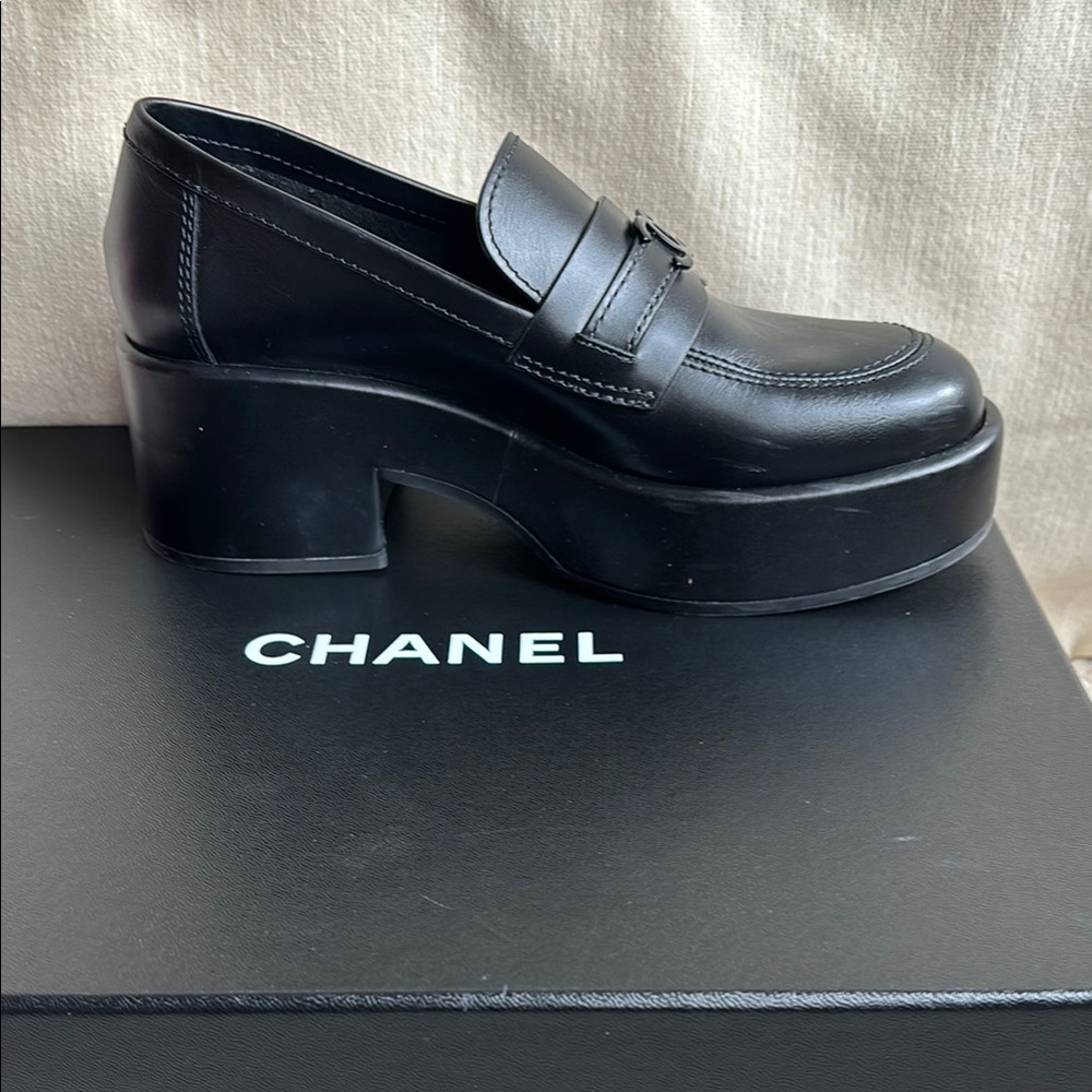 Chanel Black Platform Leather Loafers - Picture 6 of 12